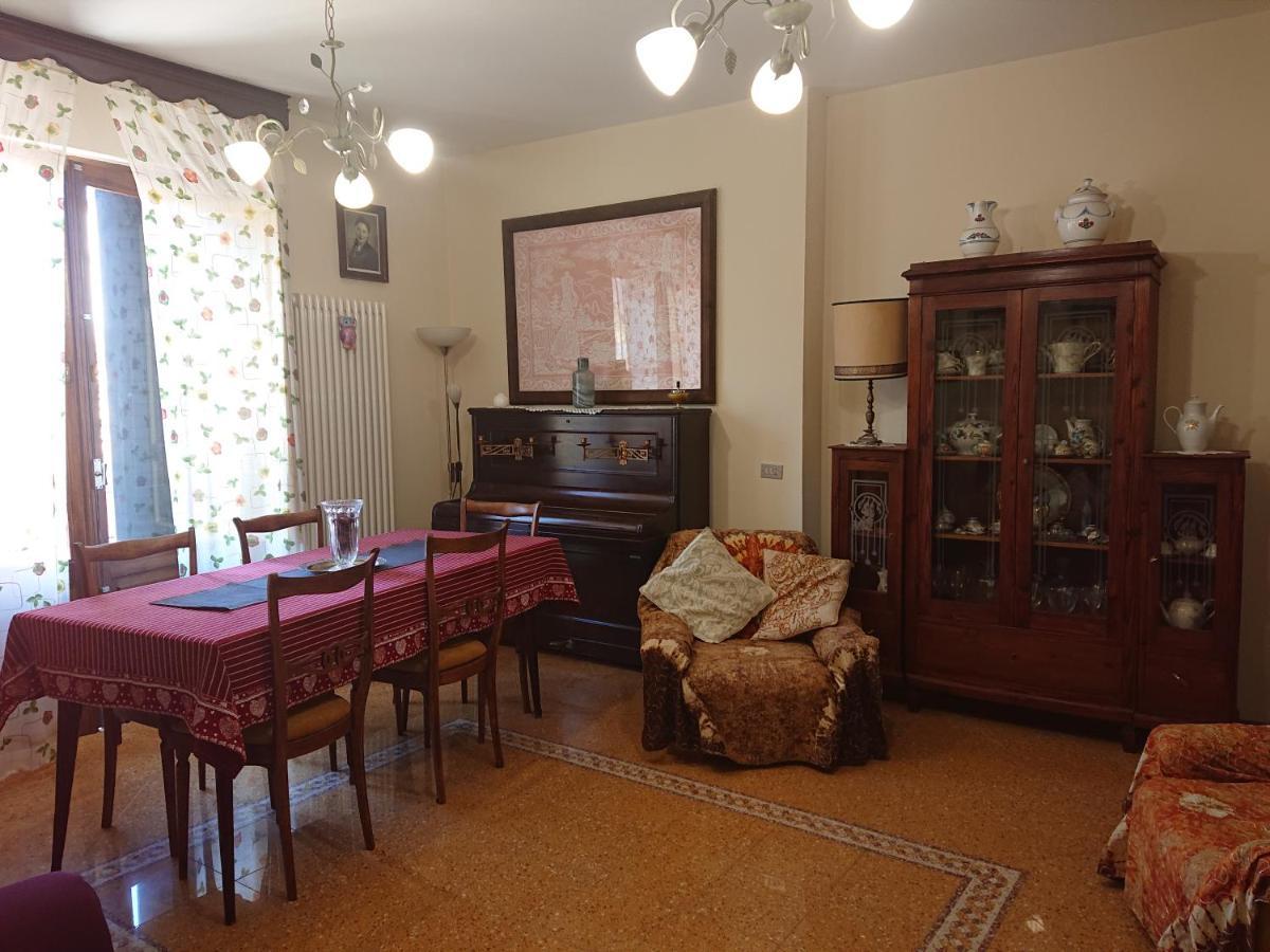 Casa Vacanze Piazza Apartment 2 Sant'Andrea di Conza Eksteriør billede